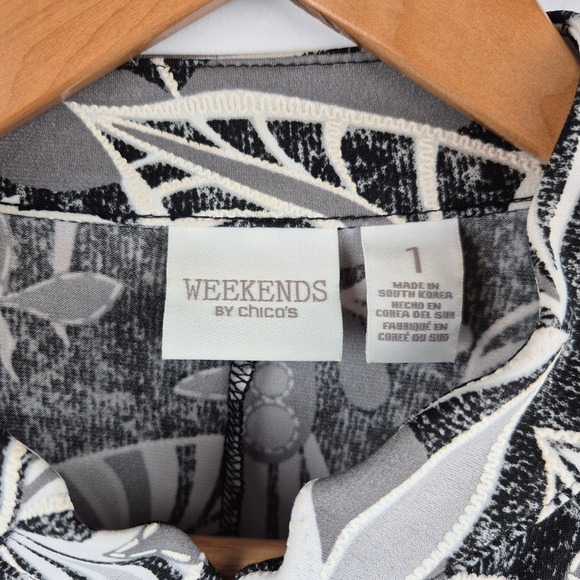 Weekends by Chicos Black White Floral Zip Front Jacket Womens Size 1 Lightweight - Picture 2 of 11